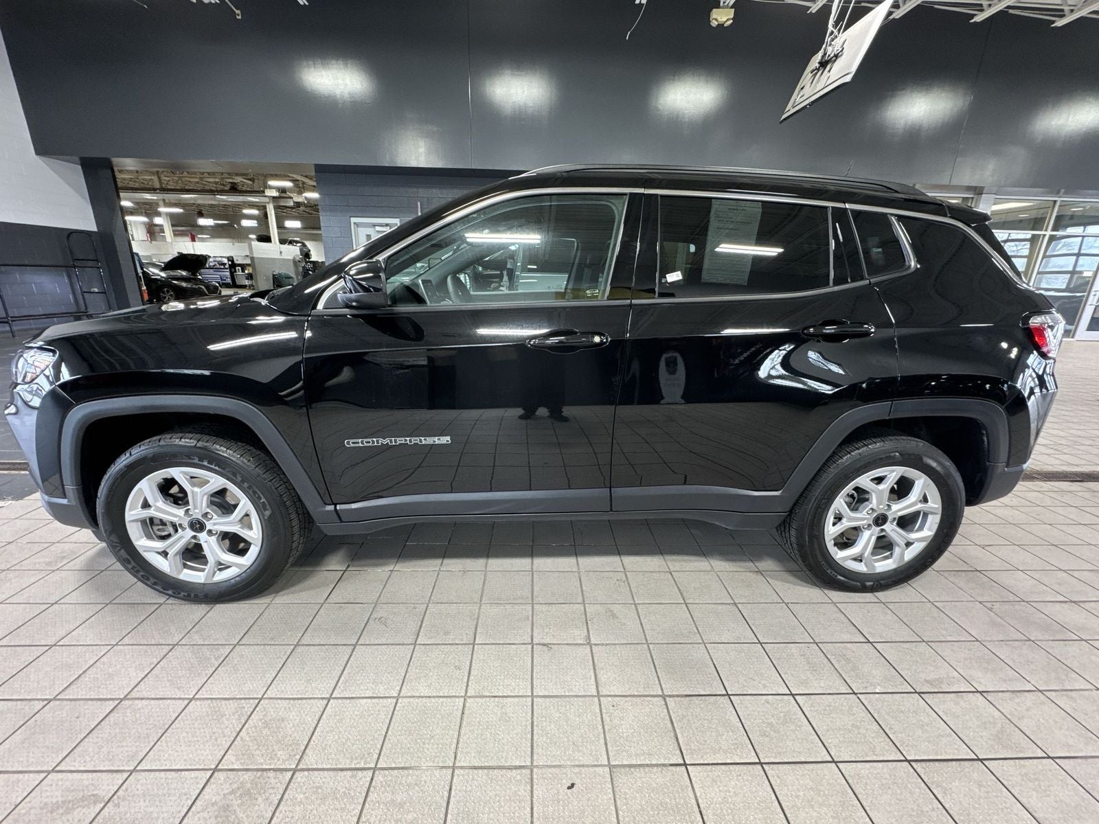 2025 Jeep Compass Latitude
