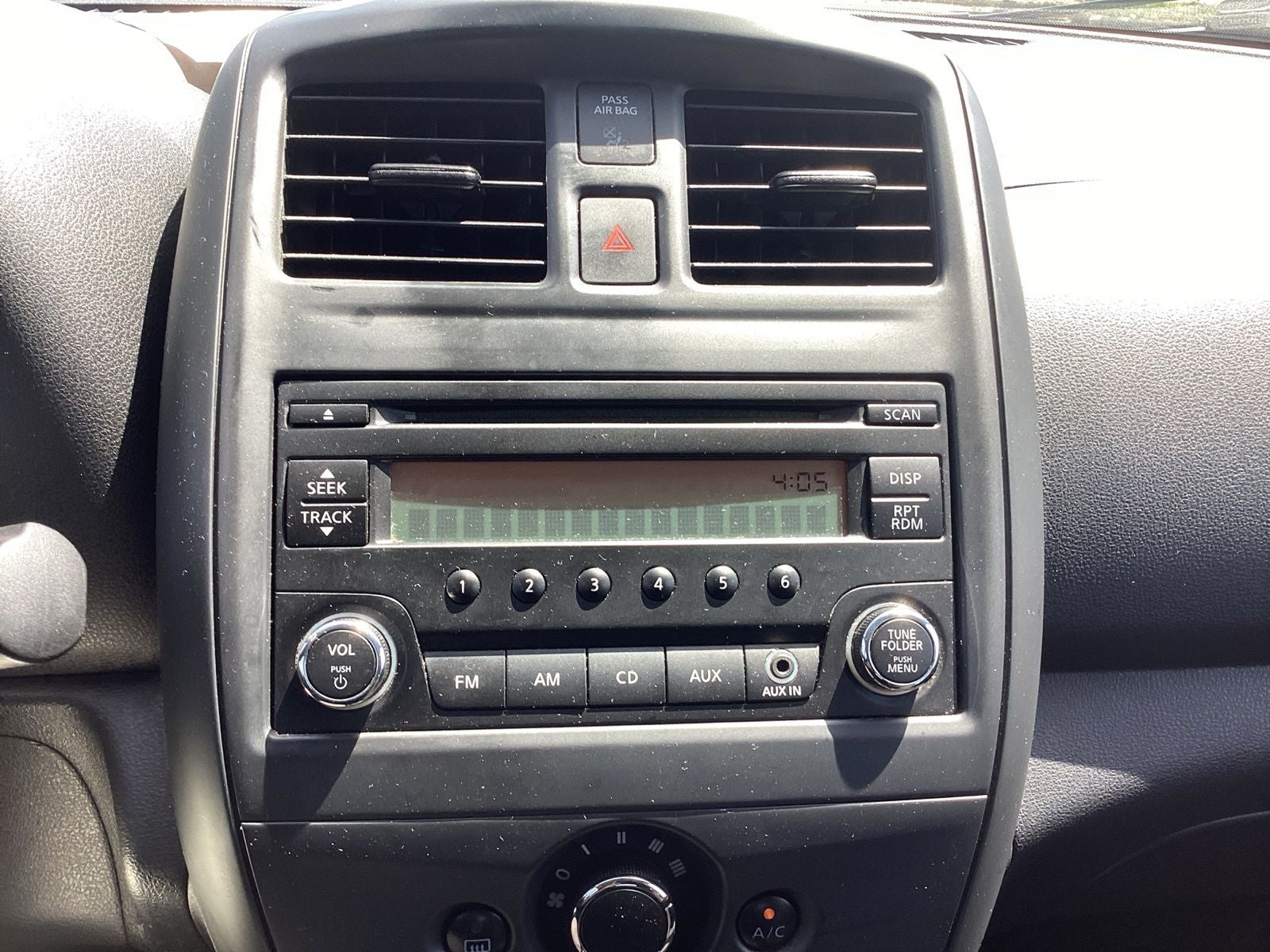 2017 Nissan Versa 1.6 S Plus