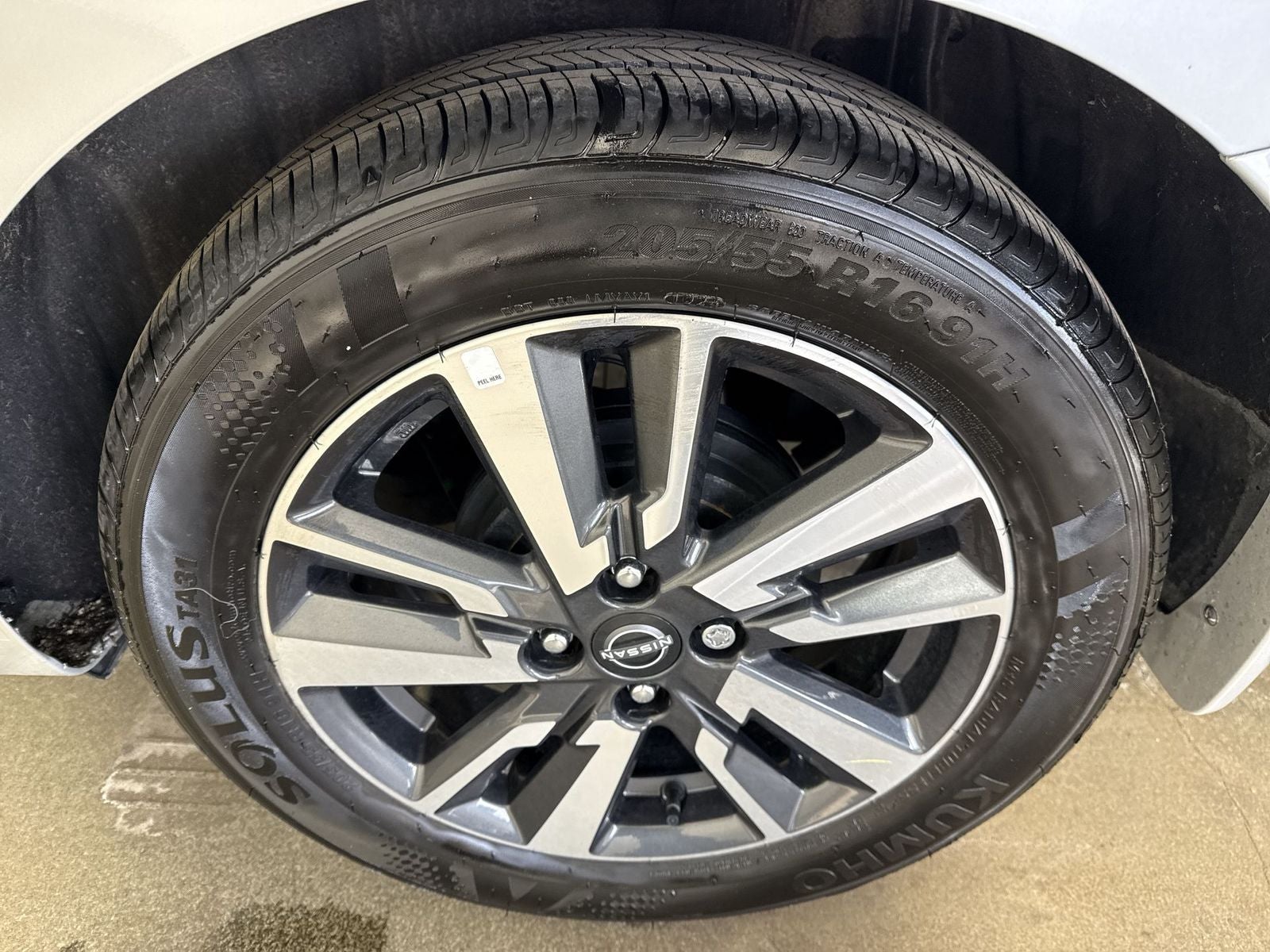 2025 Nissan Versa 1.6 S