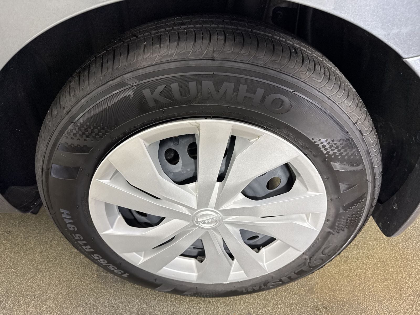 2025 Nissan Versa 1.6 S