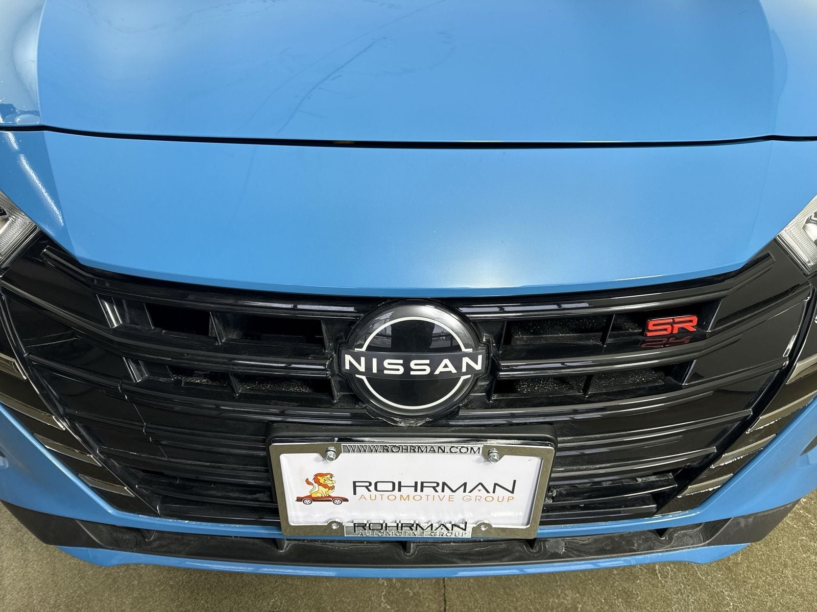 2025 Nissan Versa 1.6 SR