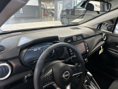 2025 Nissan Versa 1.6 SR