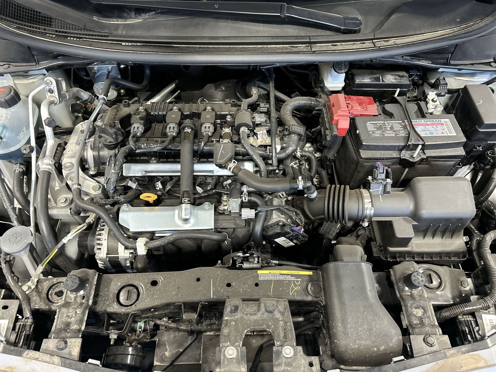 2025 Nissan Versa 1.6 SR