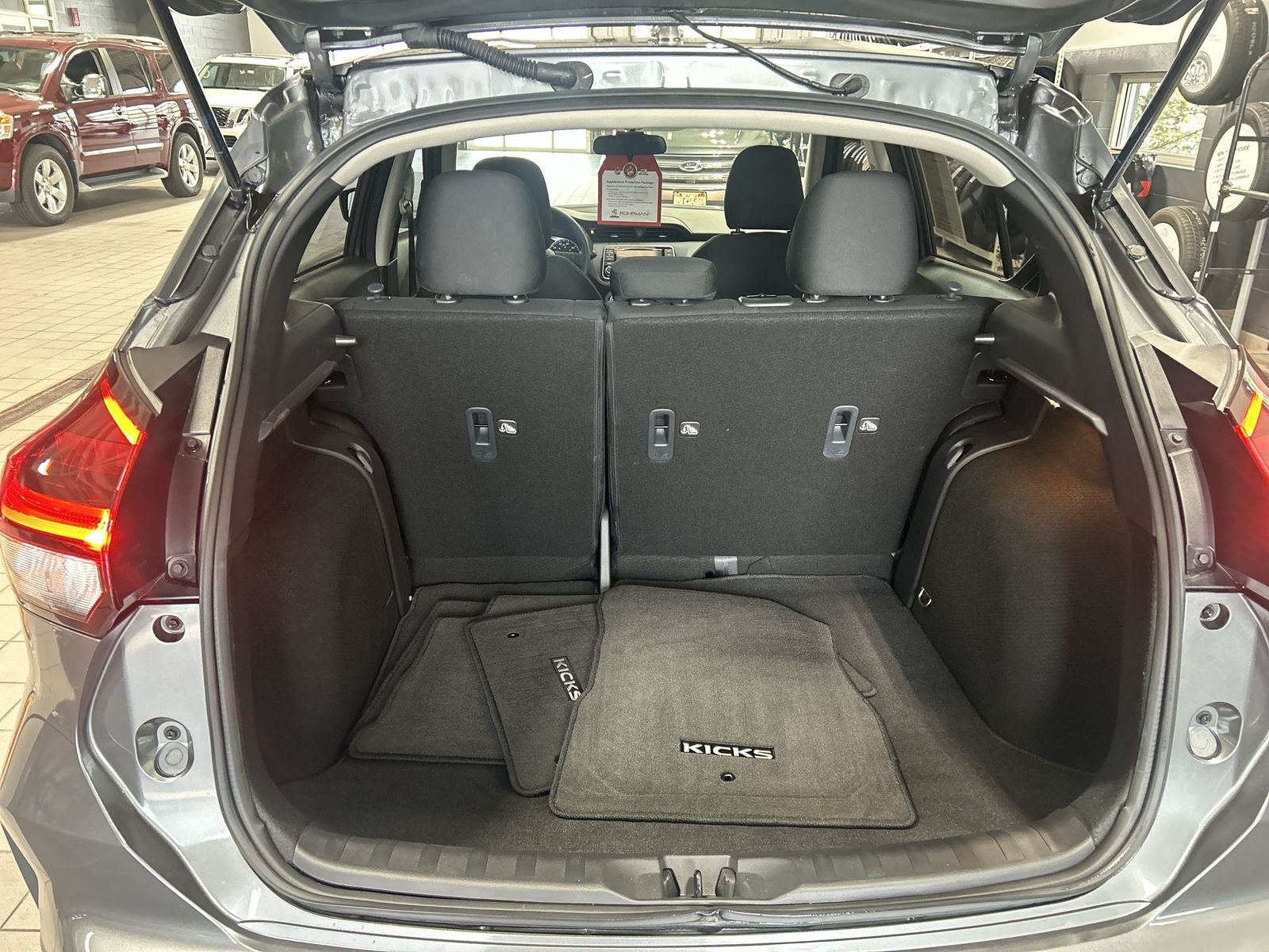 2025 Nissan Kicks Play S