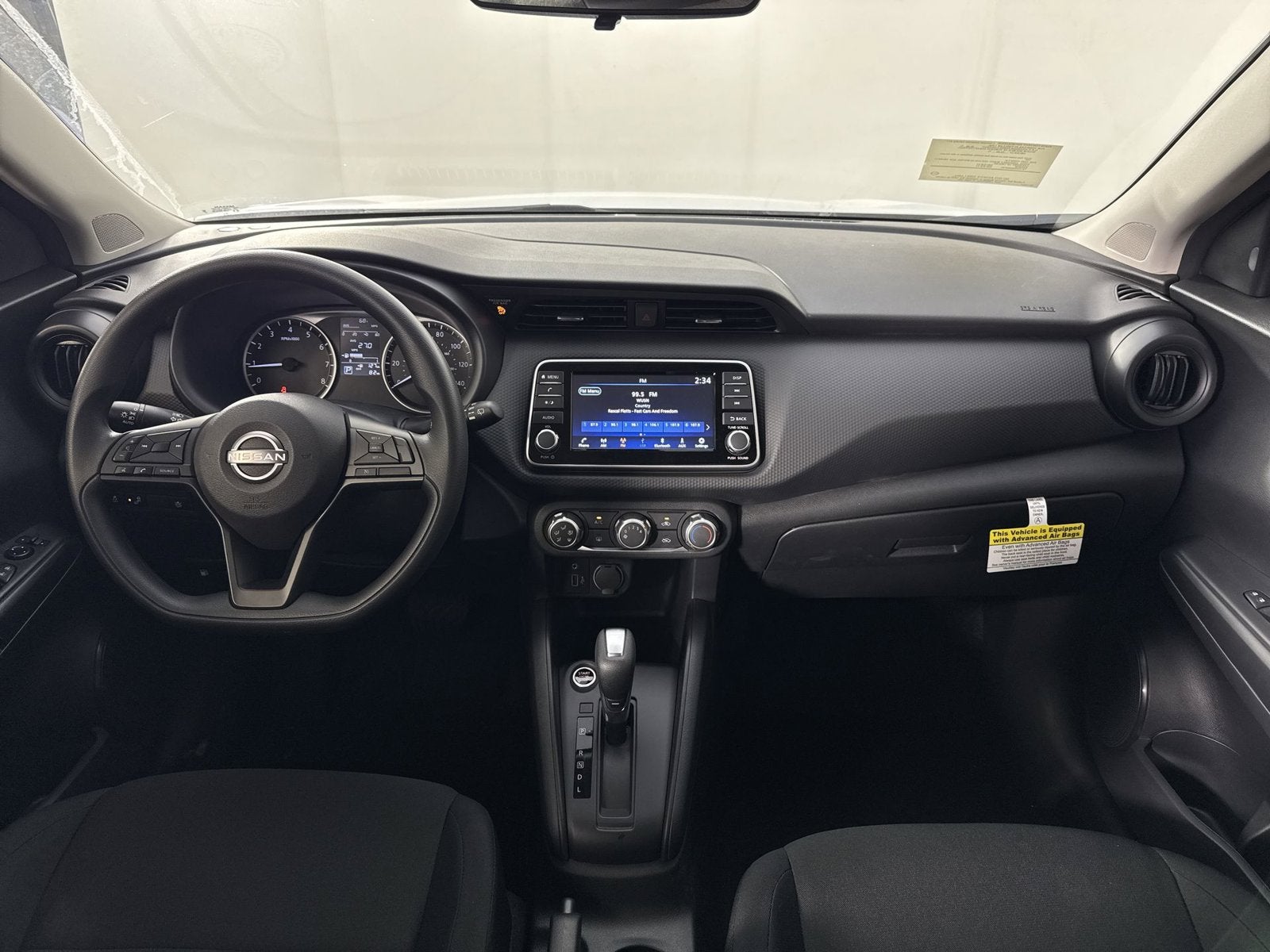 2025 Nissan Kicks Play S