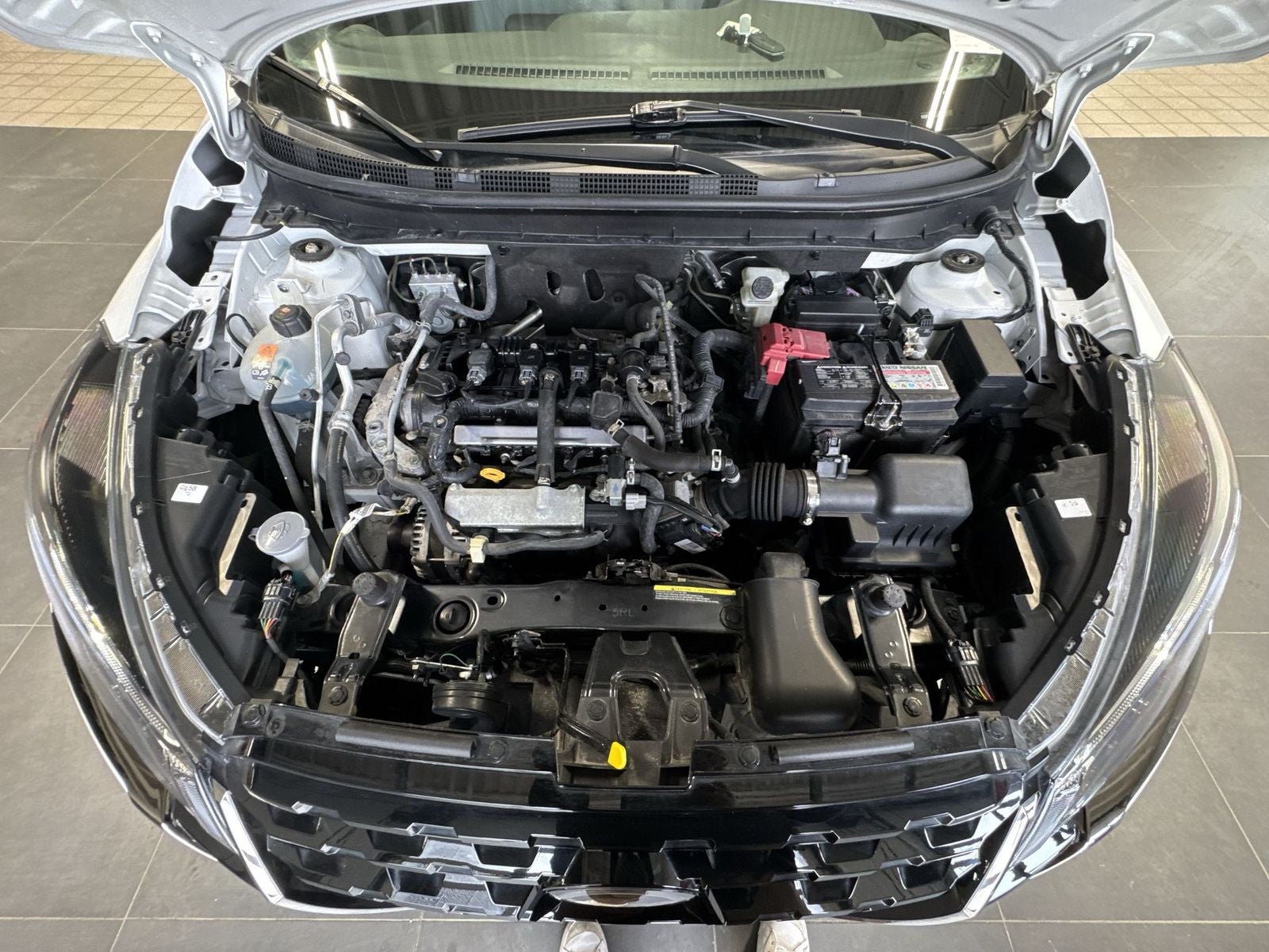 2023 Nissan Kicks SR