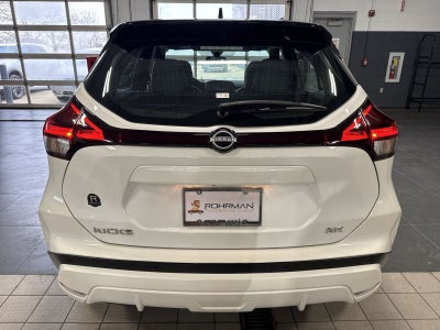 2023 Nissan Kicks SR