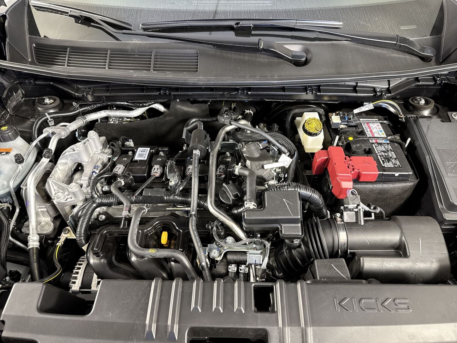 2025 Nissan Kicks SV