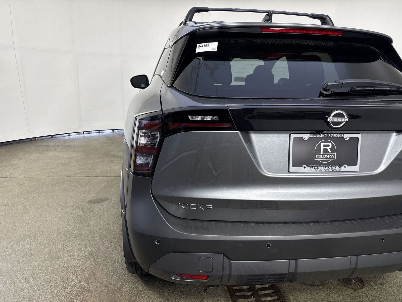 2026 Nissan Kicks SV