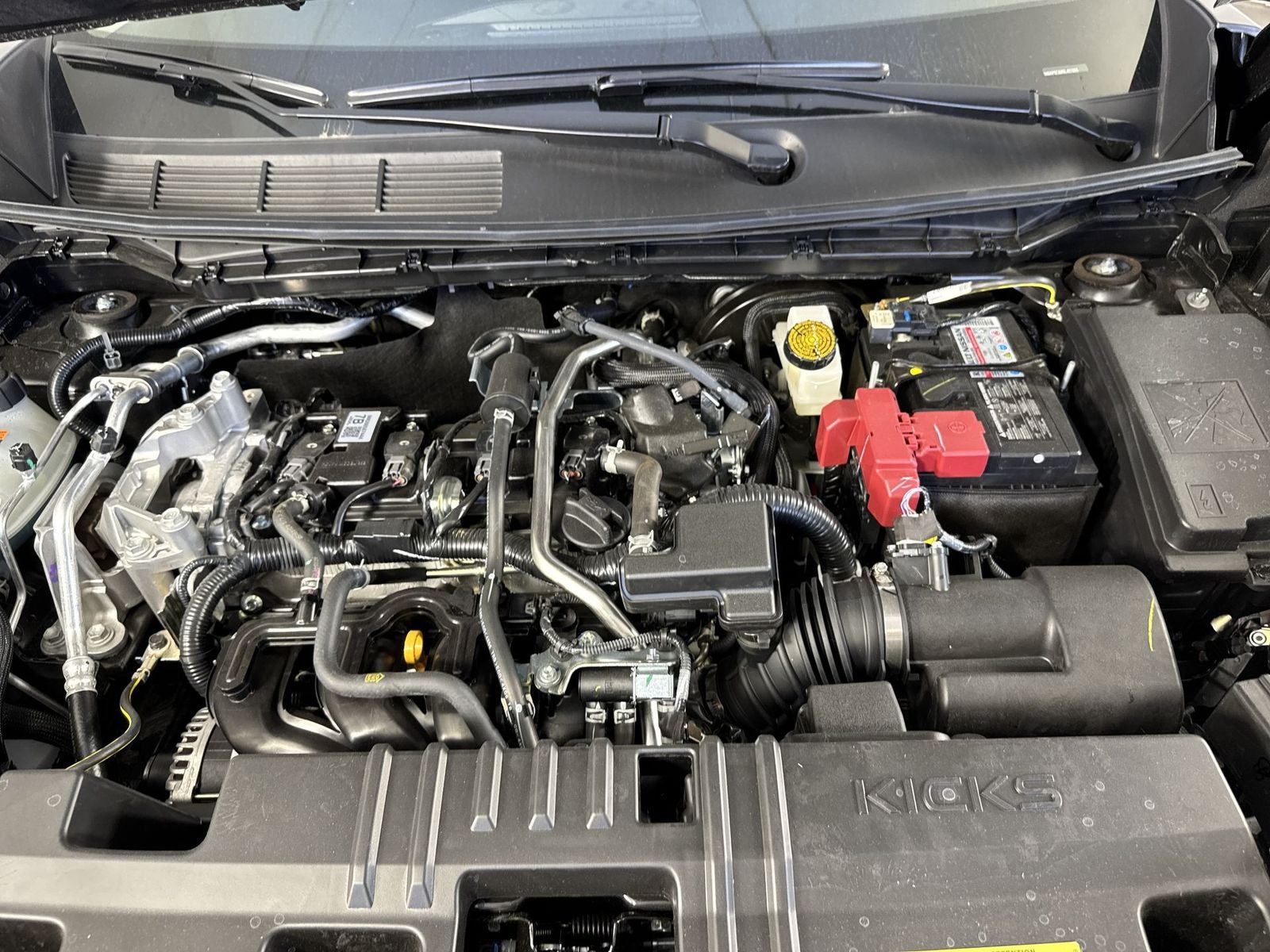 2025 Nissan Kicks SV