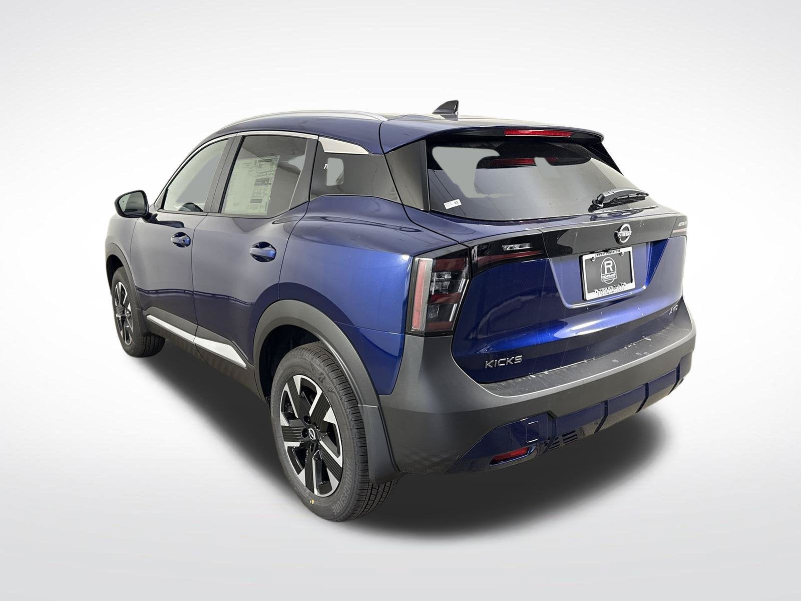 2027 Nissan Kicks SV