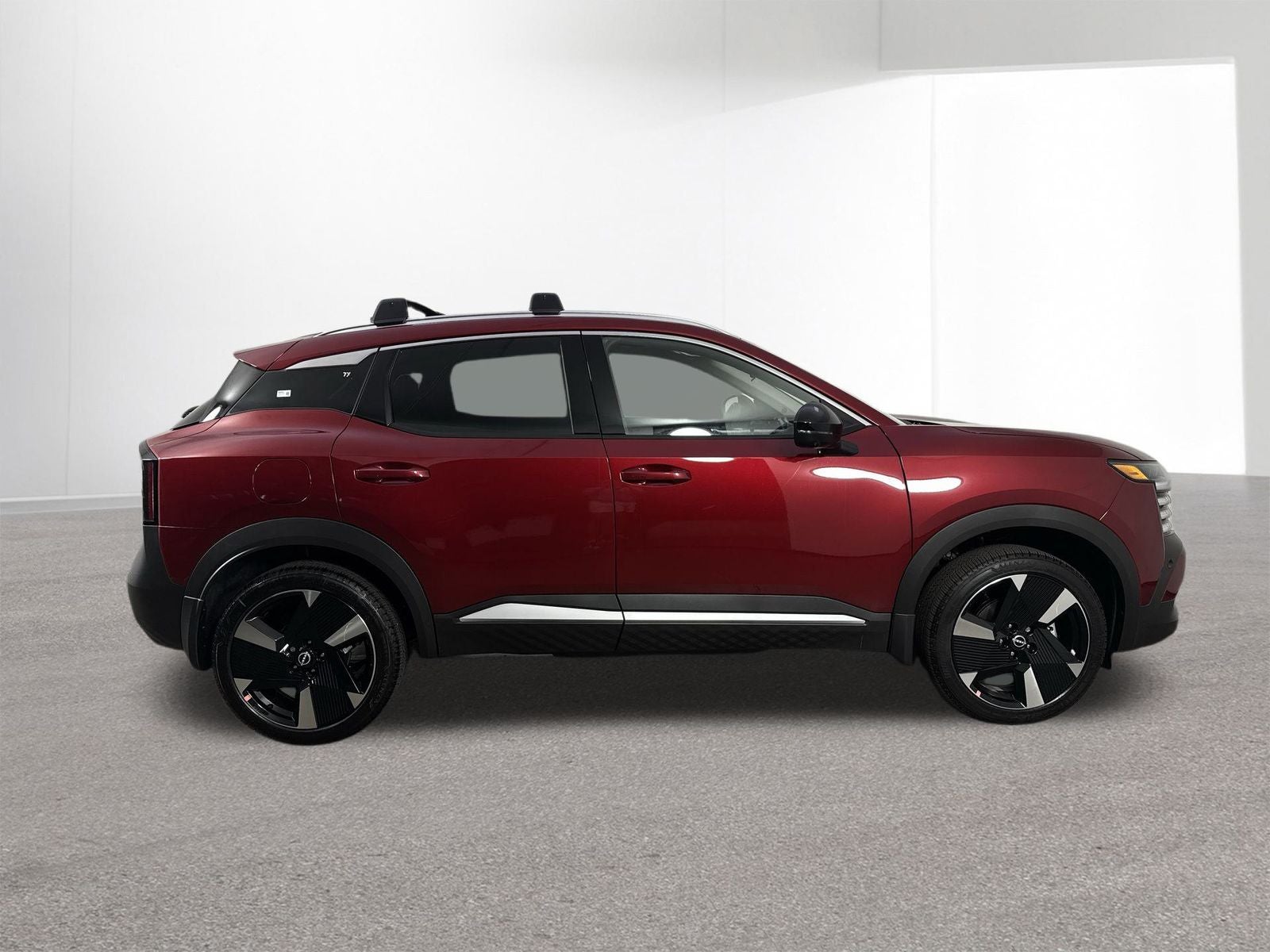 2026 Nissan Kicks SR AWD