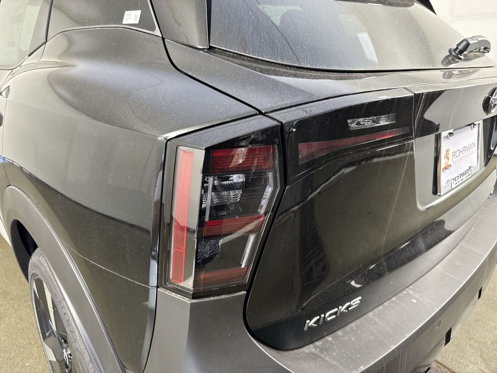 2026 Nissan Kicks SR