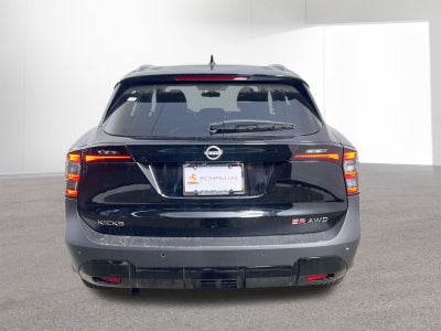 2025 Nissan Kicks SR