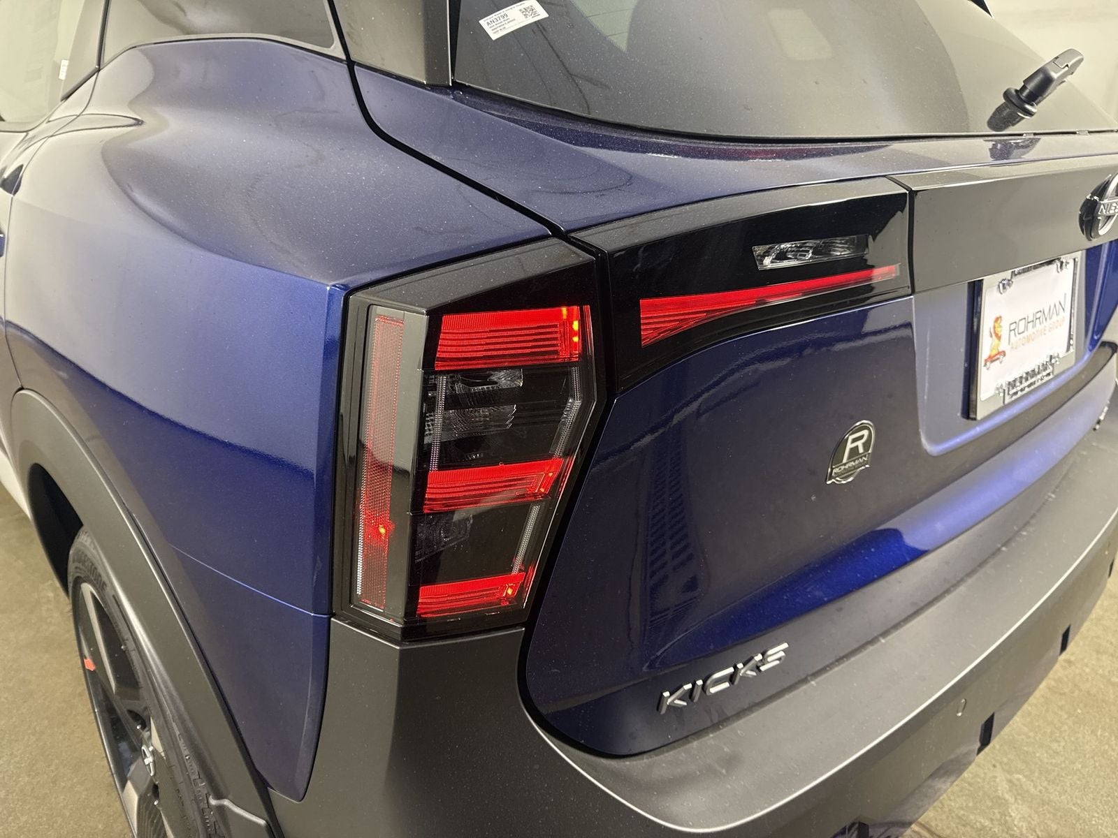 2026 Nissan Kicks SR