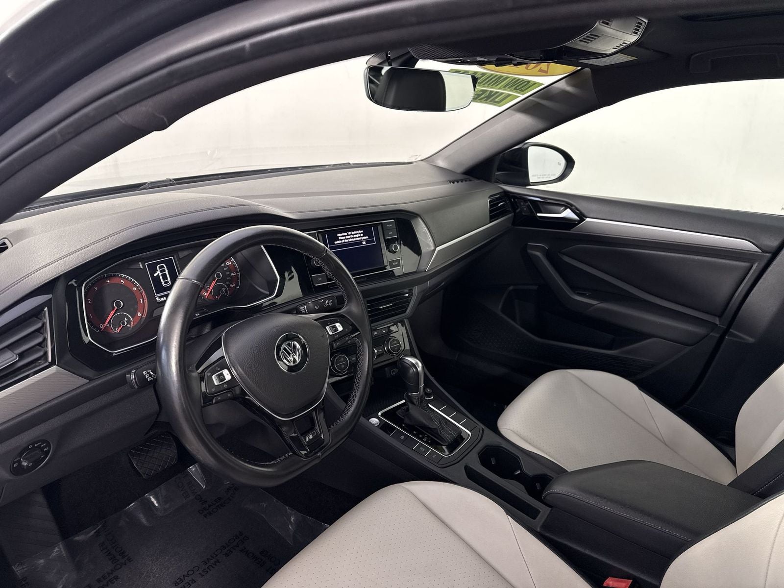 2019 Volkswagen Jetta R-Line