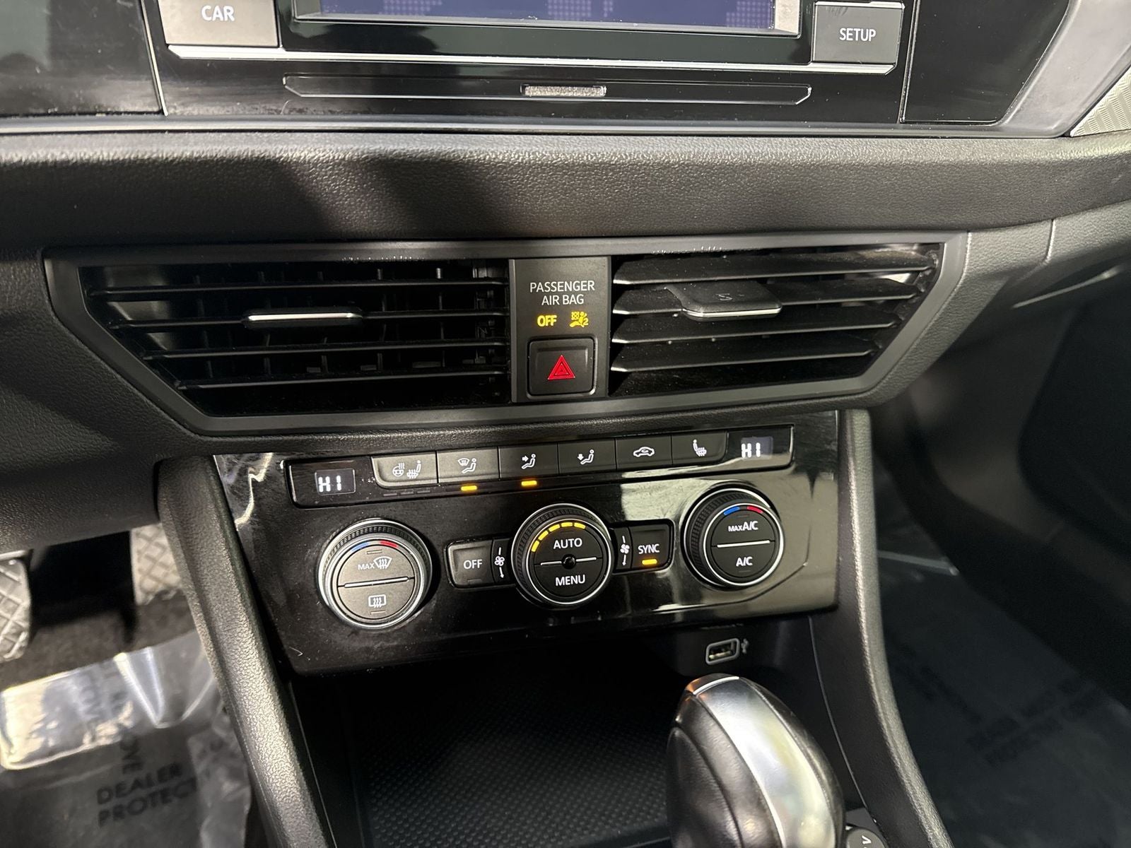 2019 Volkswagen Jetta R-Line