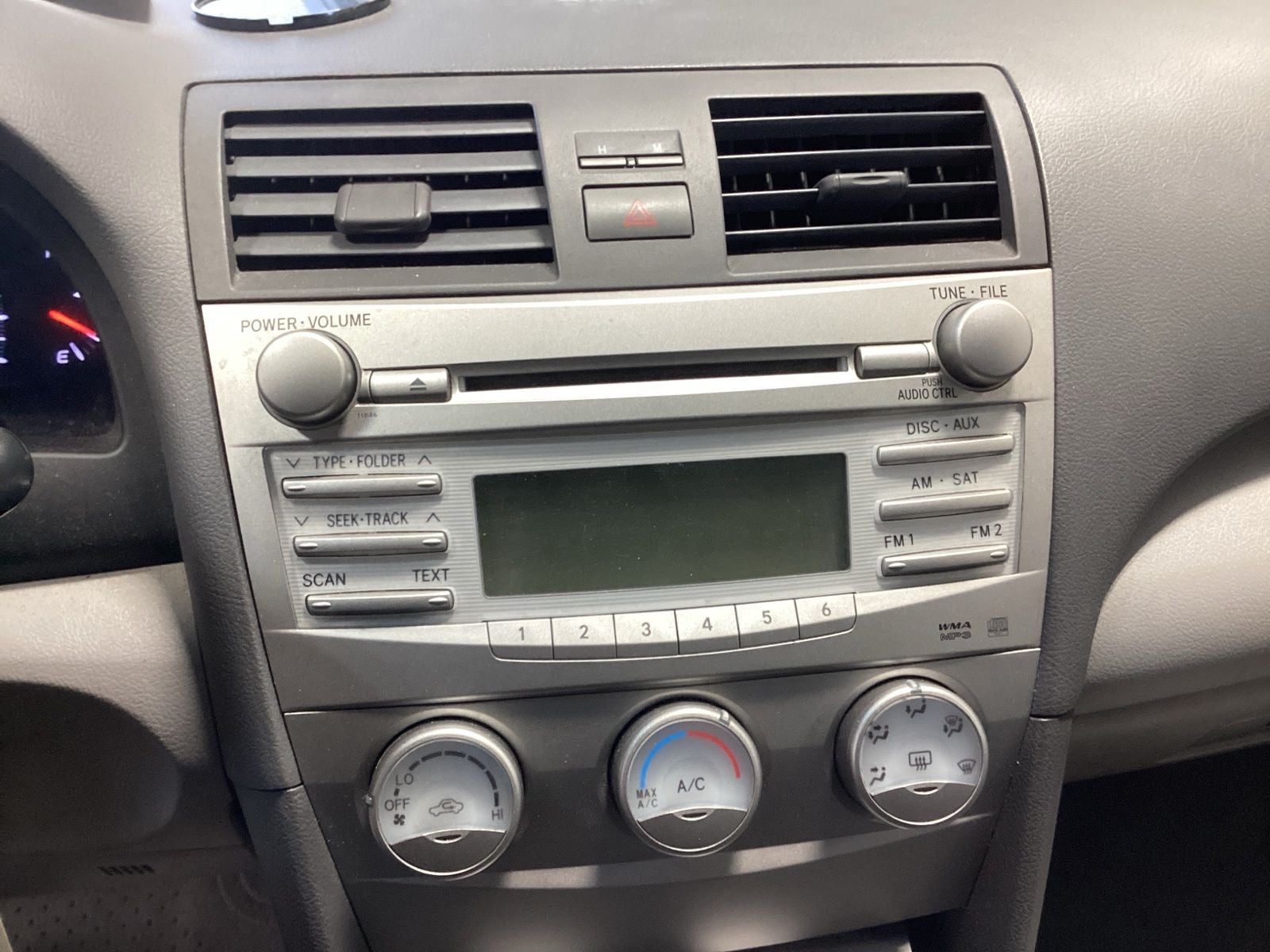 2011 Toyota Camry LE