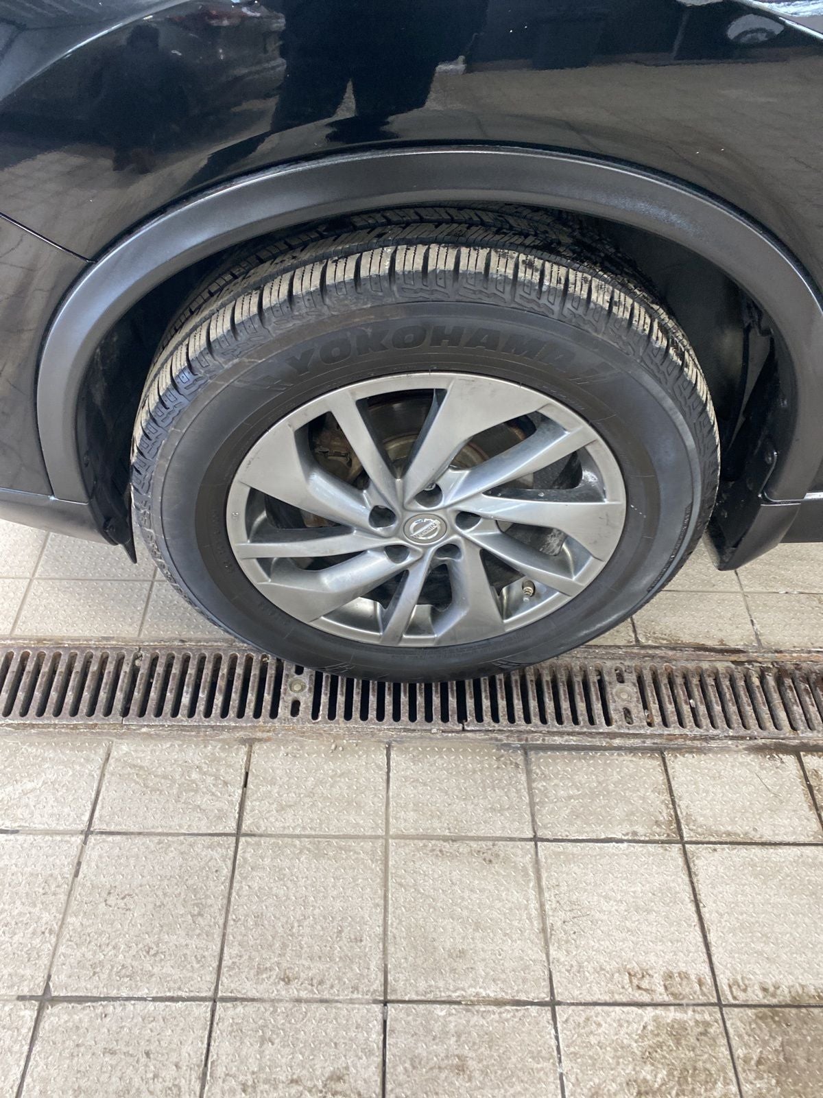 2015 Nissan Rogue SL