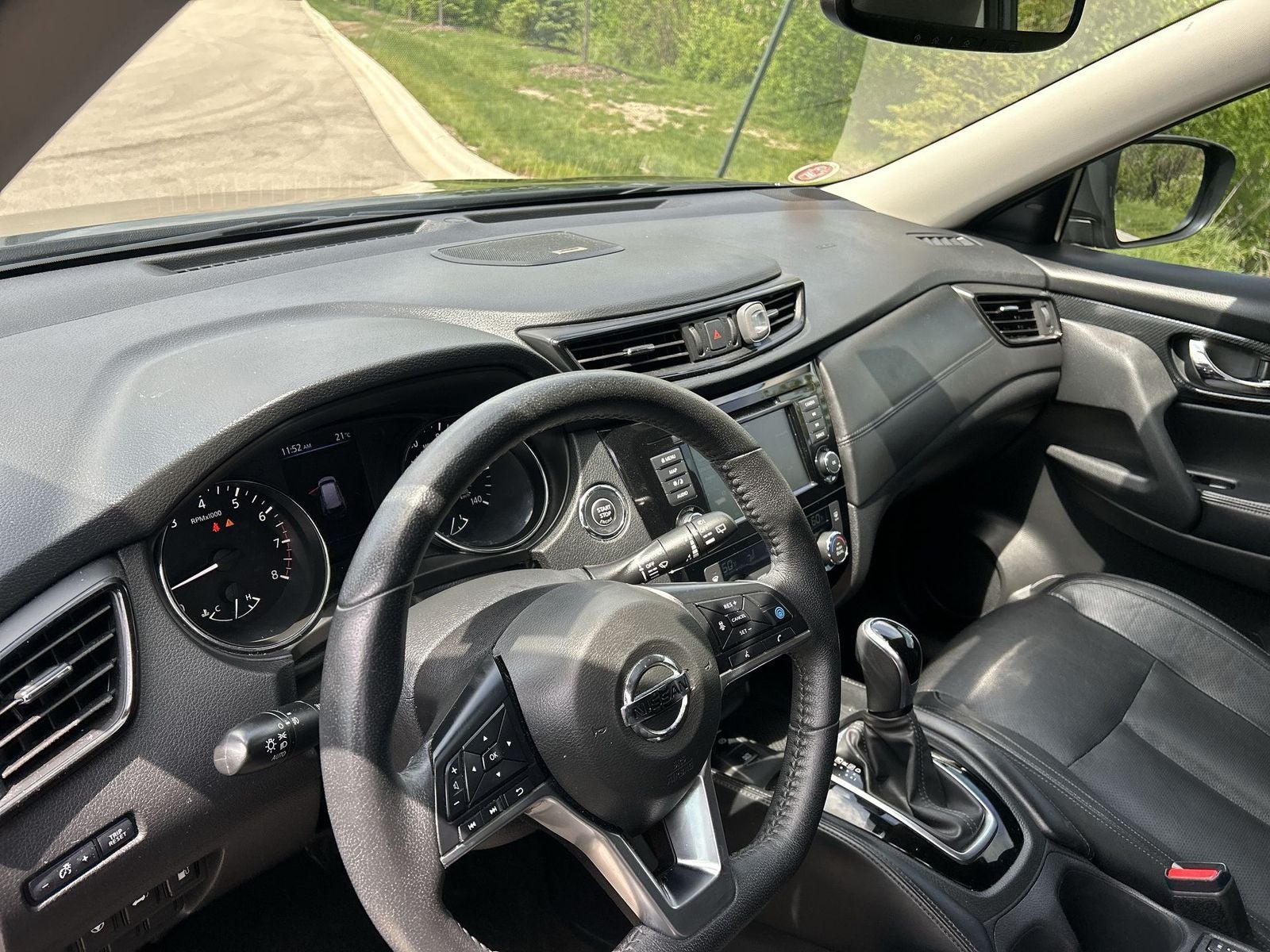 2020 Nissan Rogue SL