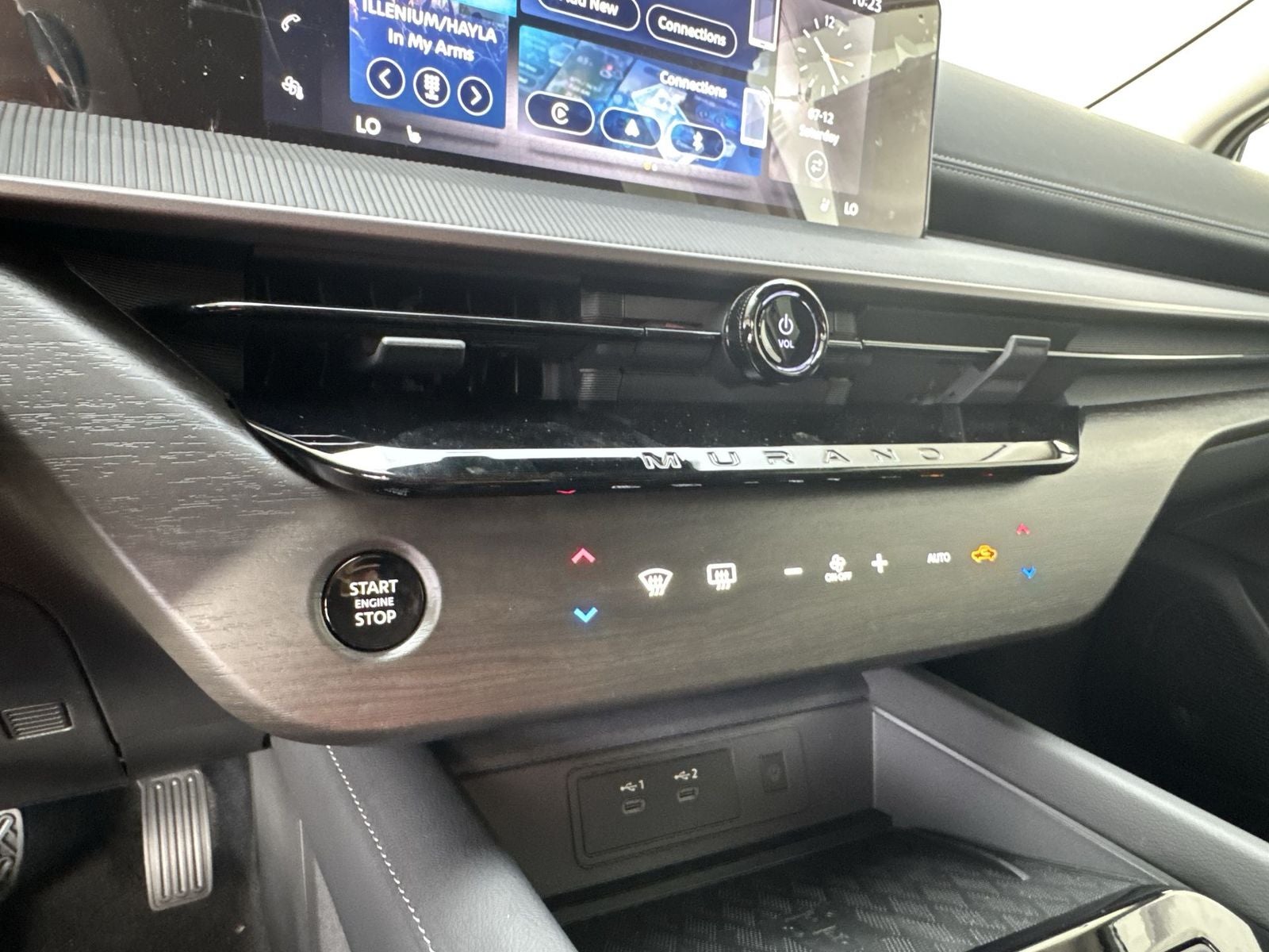 2025 Nissan Murano SV