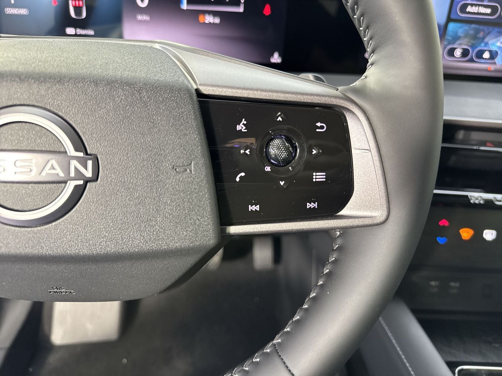 2025 Nissan Murano SV