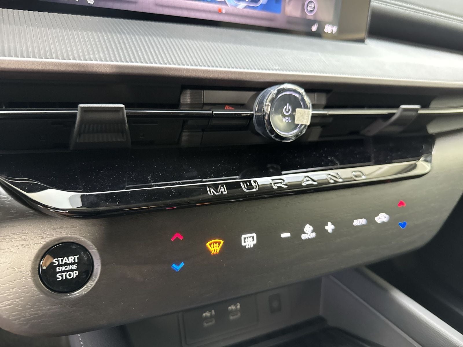 2025 Nissan Murano SV