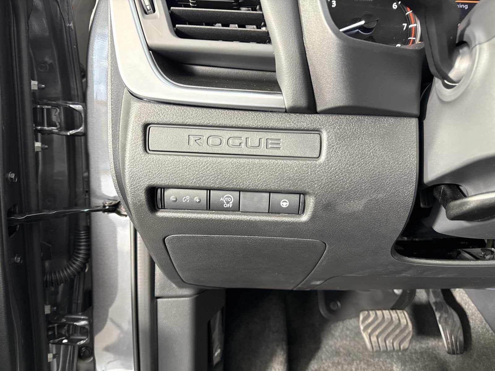 2027 Nissan Rogue SV