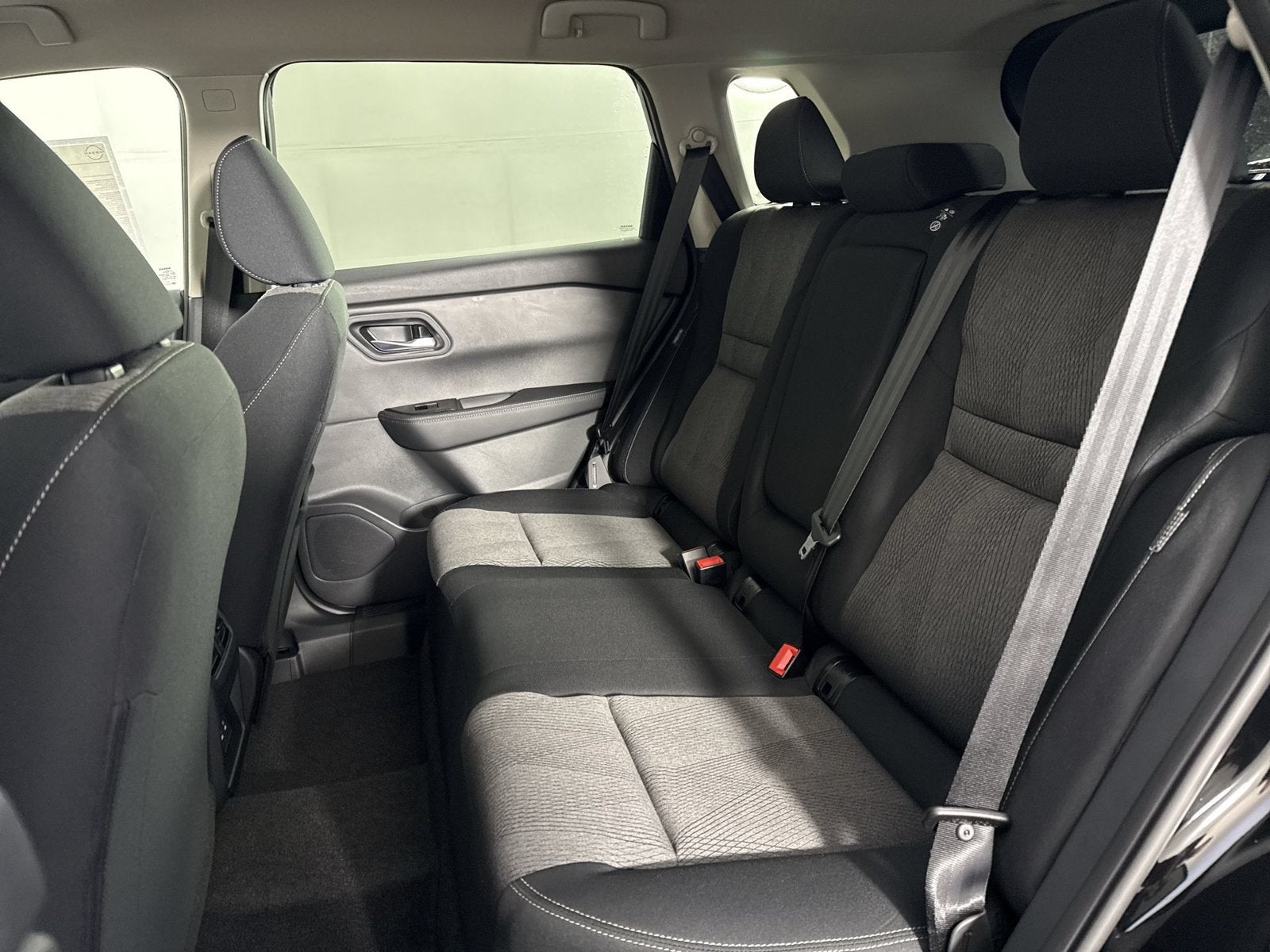 2027 Nissan Rogue SV