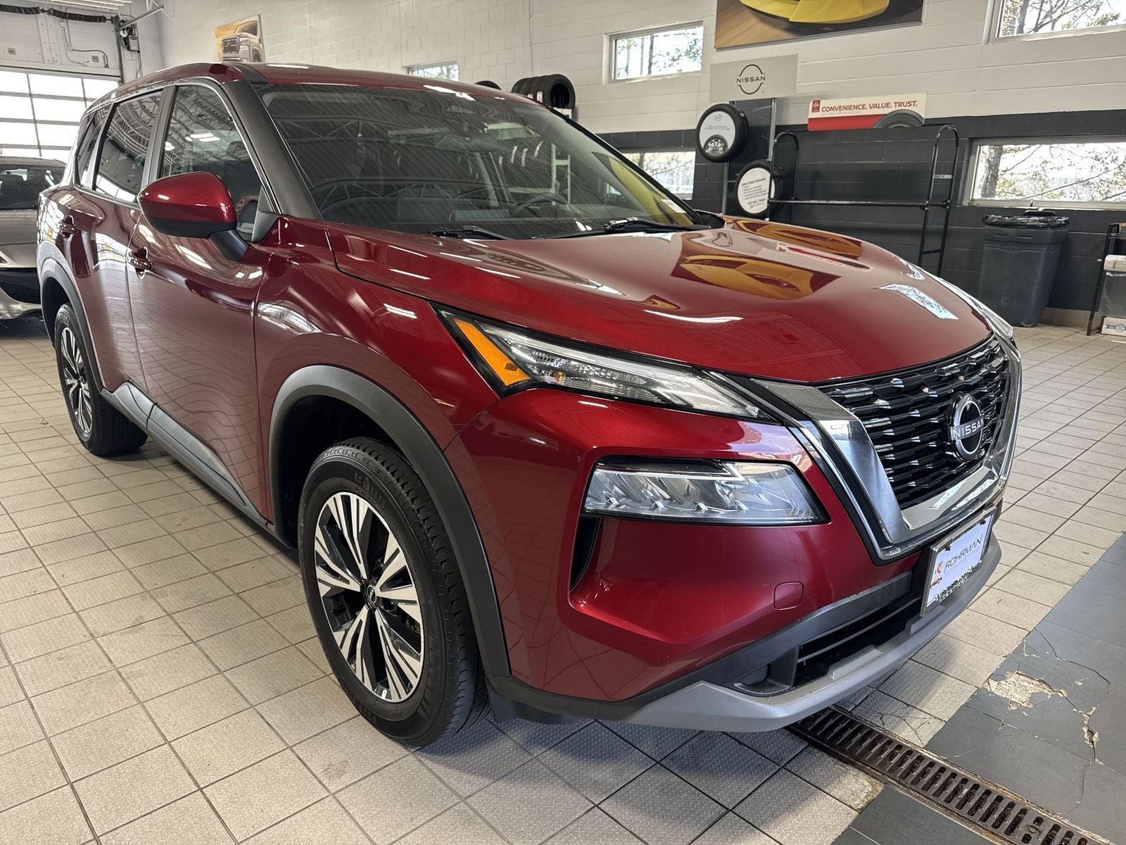 2023 Nissan Rogue SV