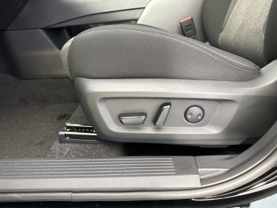 2027 Nissan Rogue SV