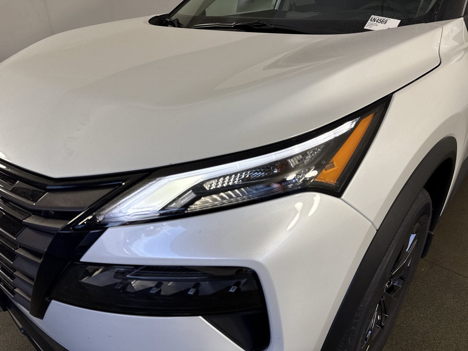 2027 Nissan Rogue SV