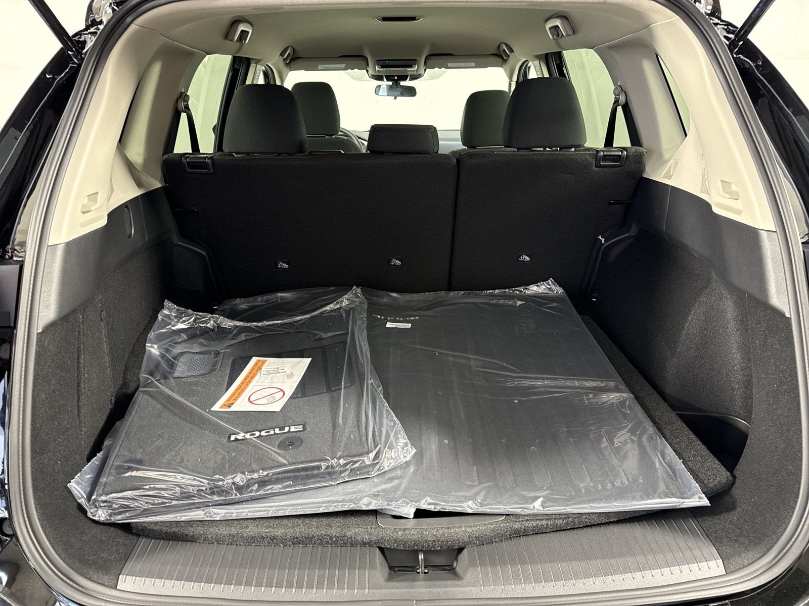 2027 Nissan Rogue SV