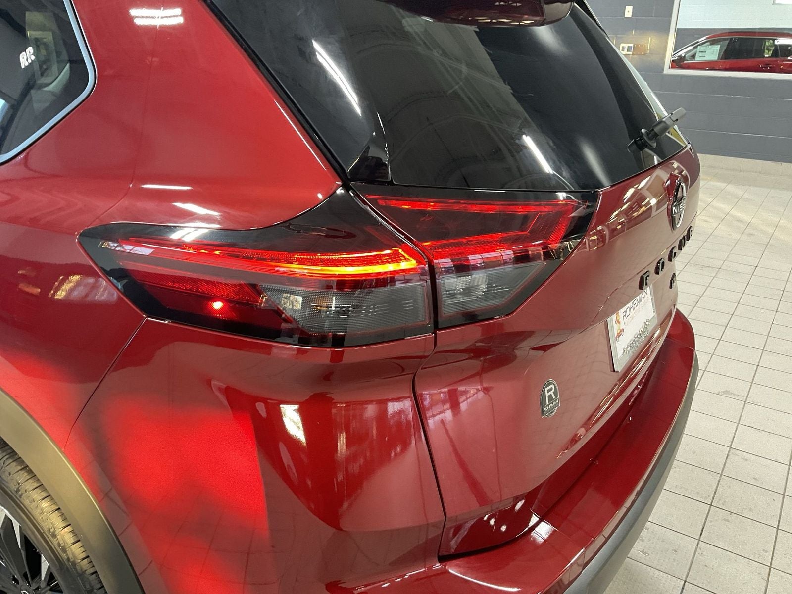 2026 Nissan Rogue Dark Armor