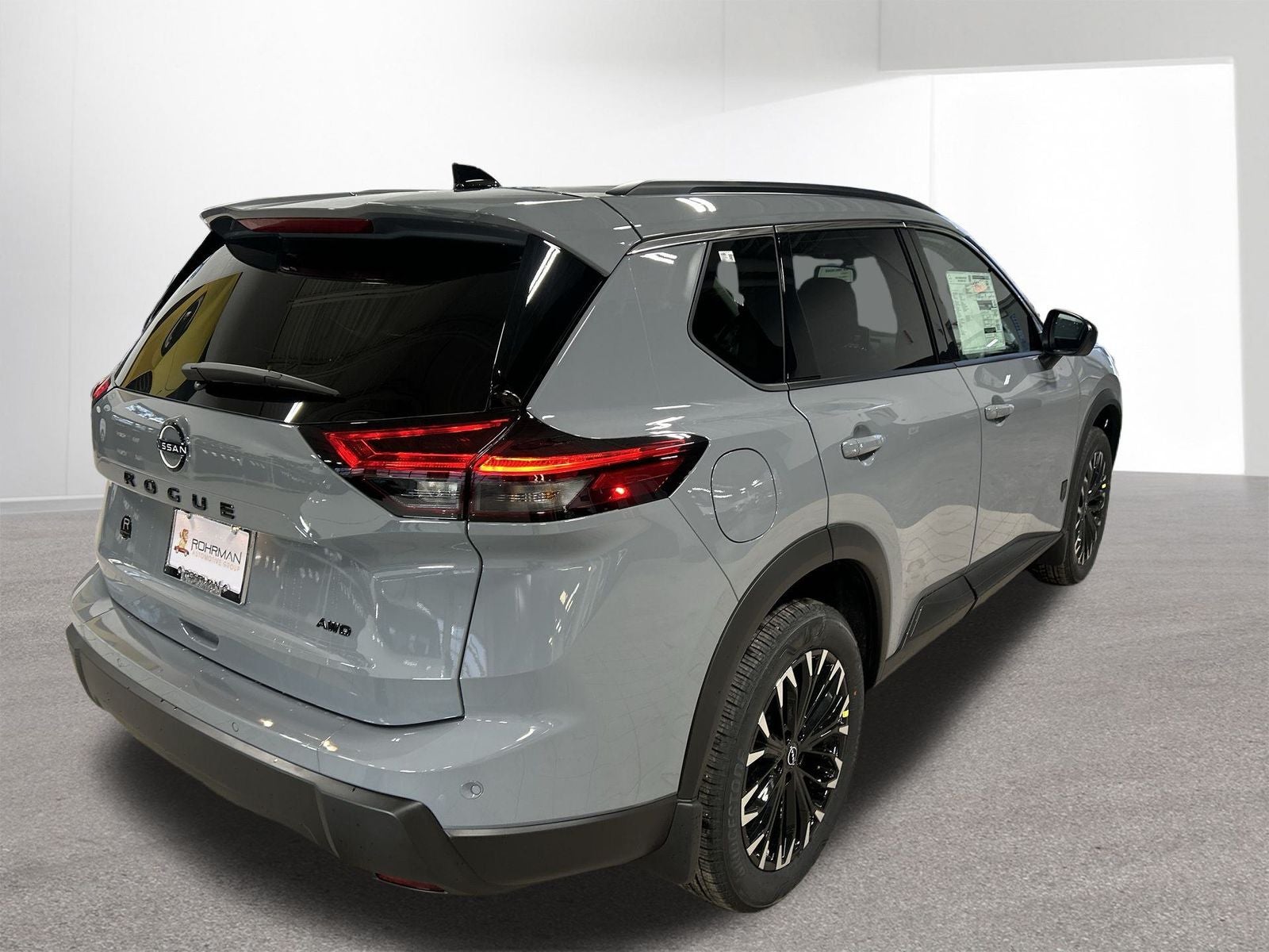 2026 Nissan Rogue Dark Armor