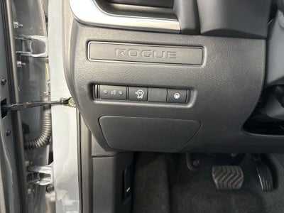 2027 Nissan Rogue SV