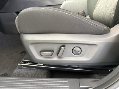 2027 Nissan Rogue SV