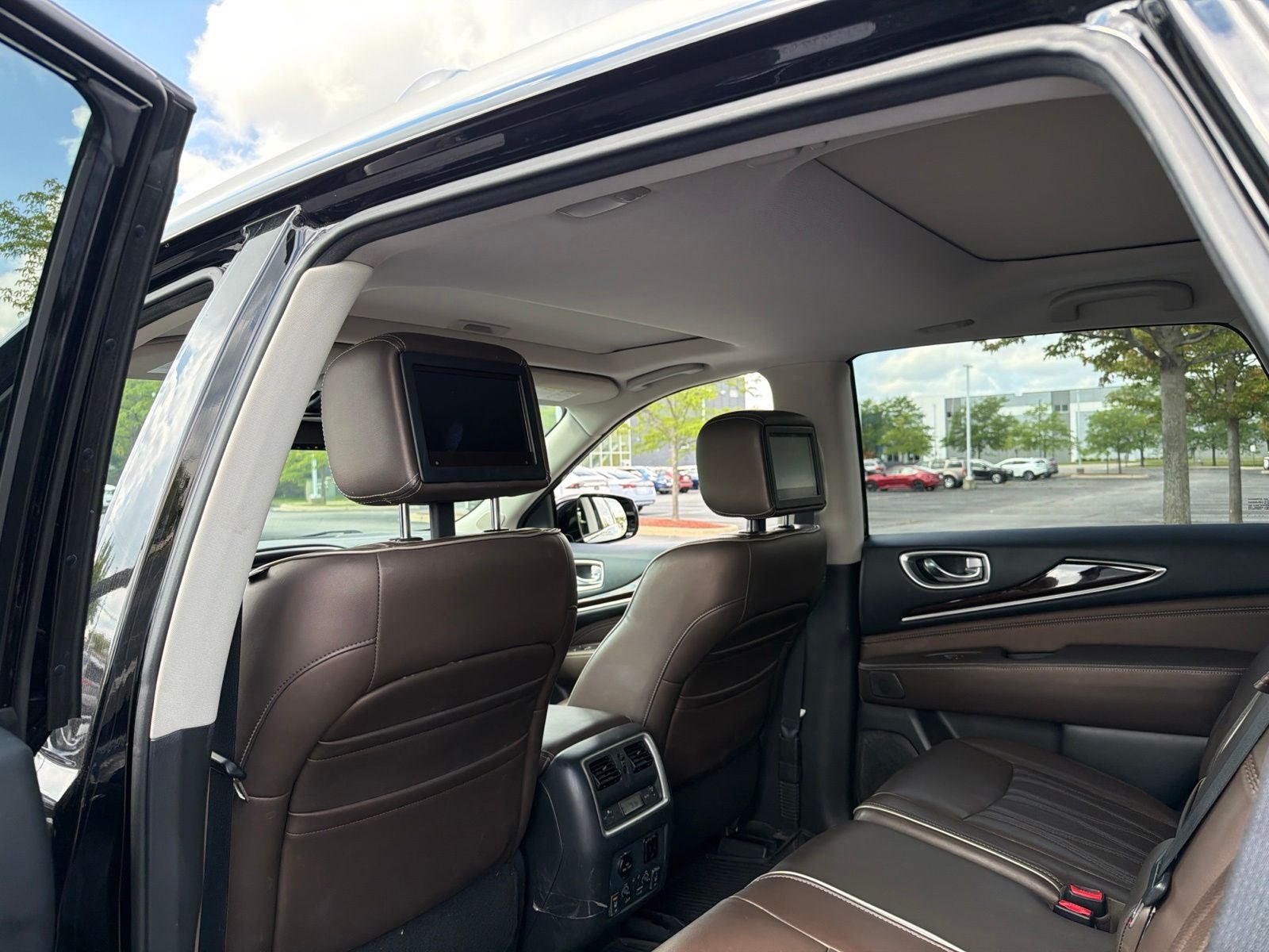 2017 INFINITI QX60 Base