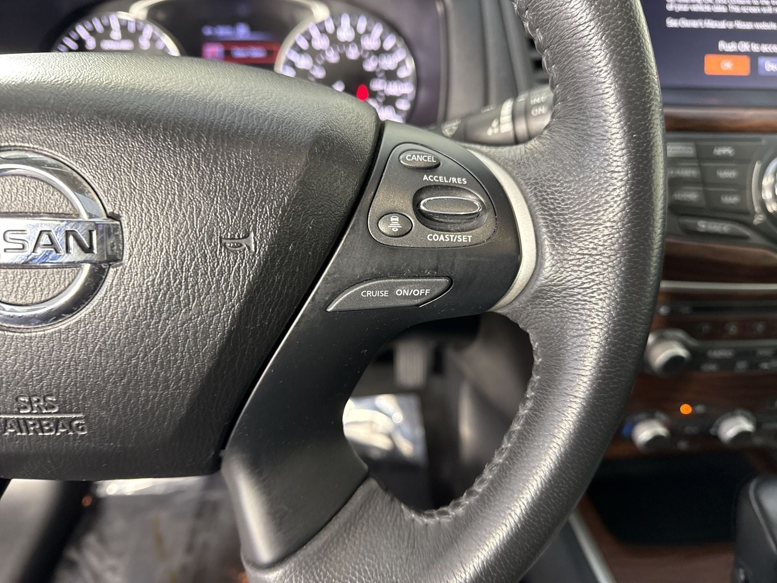 2017 Nissan Pathfinder Platinum