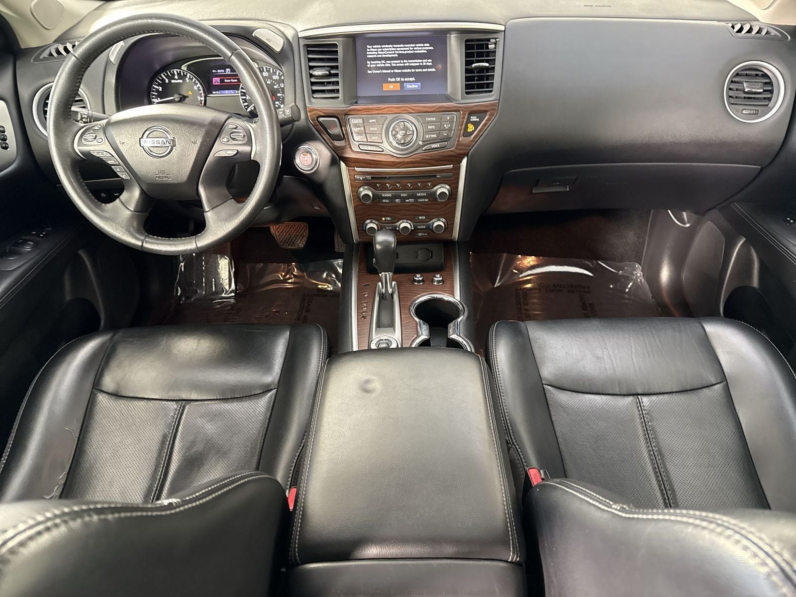 2017 Nissan Pathfinder Platinum