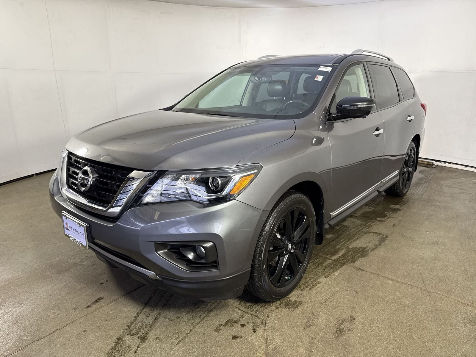 2017 Nissan Pathfinder Platinum