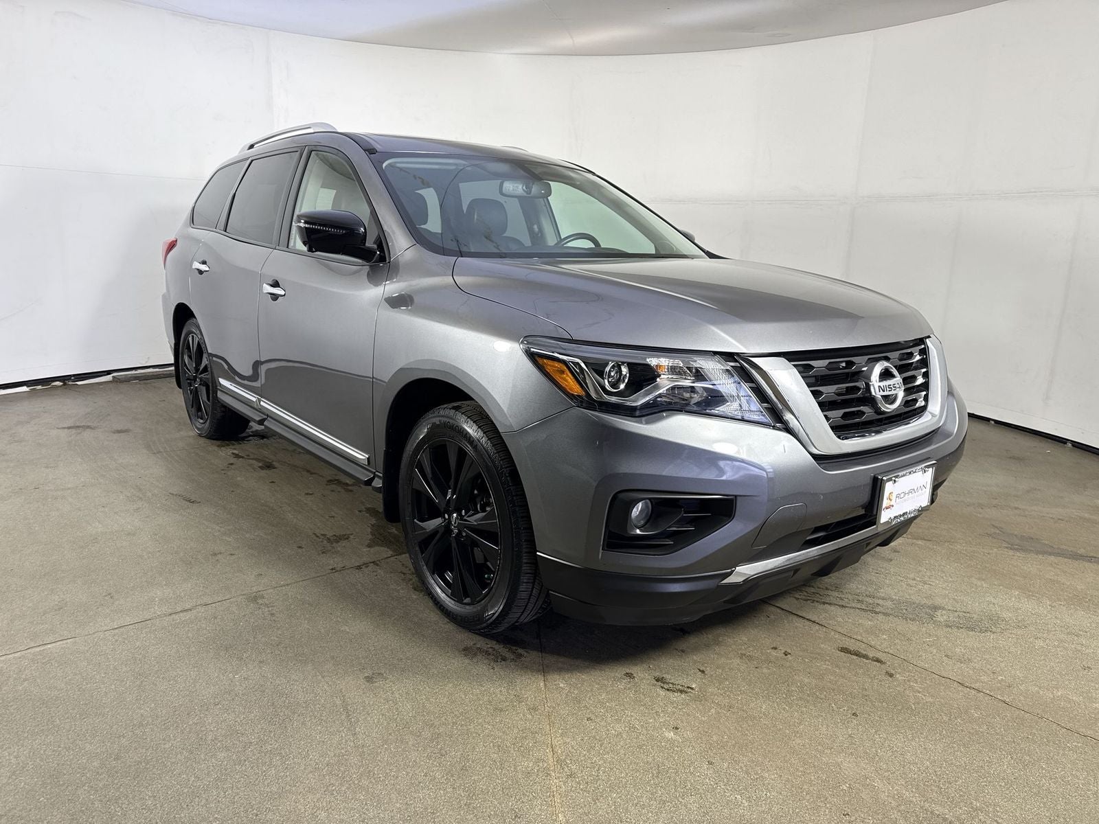 2017 Nissan Pathfinder Platinum