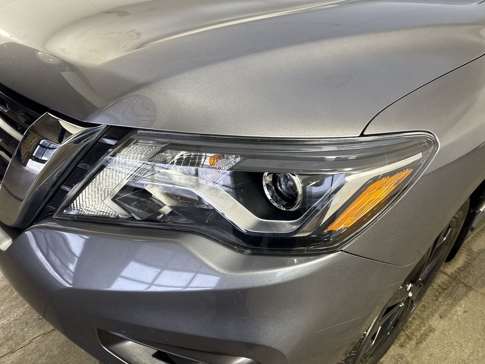 2017 Nissan Pathfinder Platinum