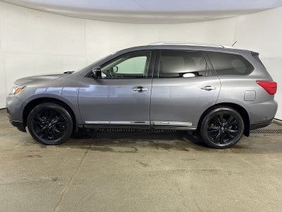 2017 Nissan Pathfinder Platinum