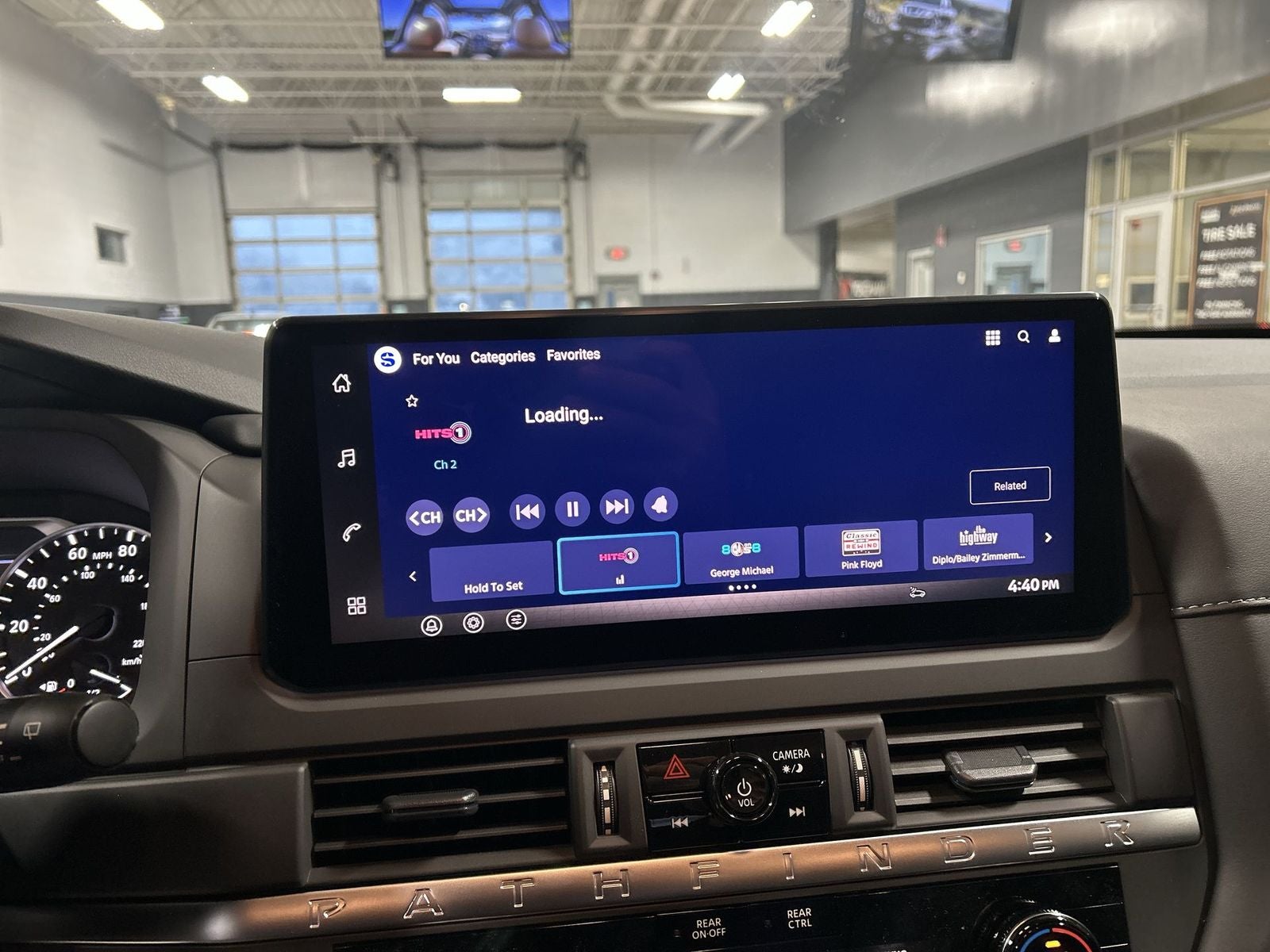 2026 Nissan Pathfinder S