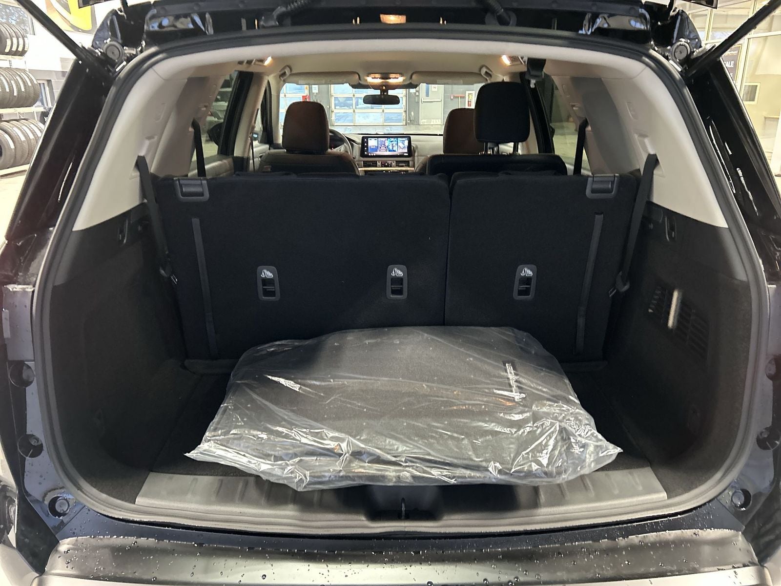 2026 Nissan Pathfinder S