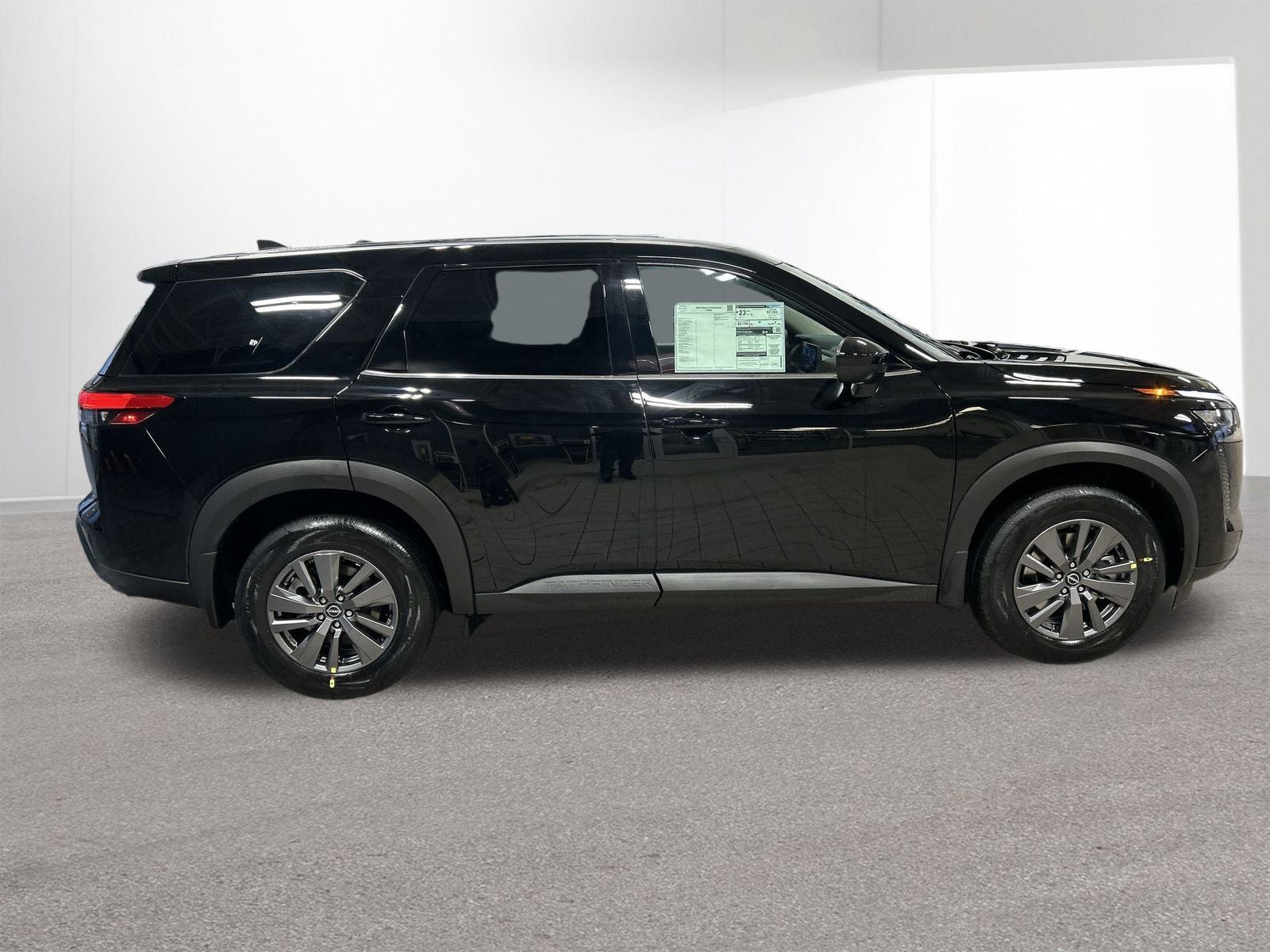 2026 Nissan Pathfinder S