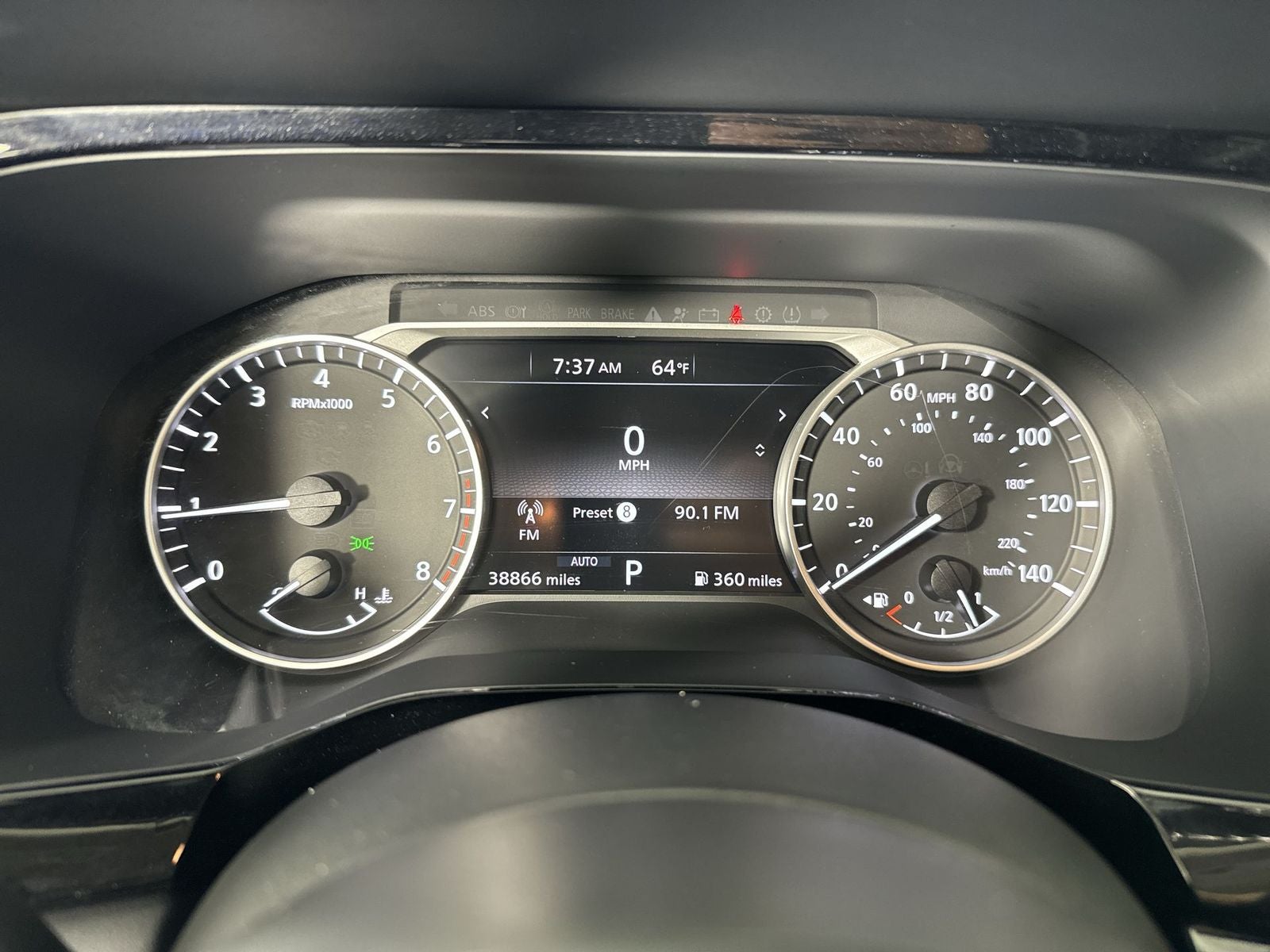 2025 Nissan Pathfinder SV