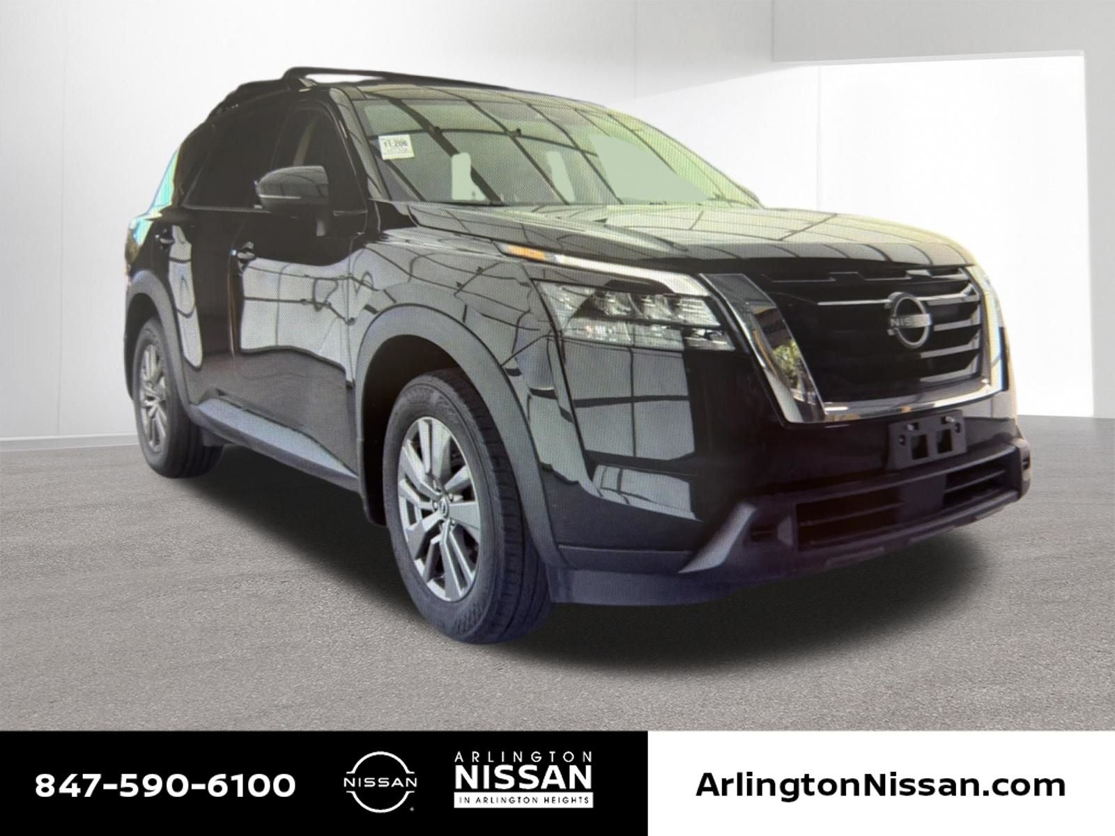 2024 Nissan Pathfinder SV