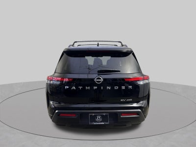 2024 Nissan Pathfinder SV